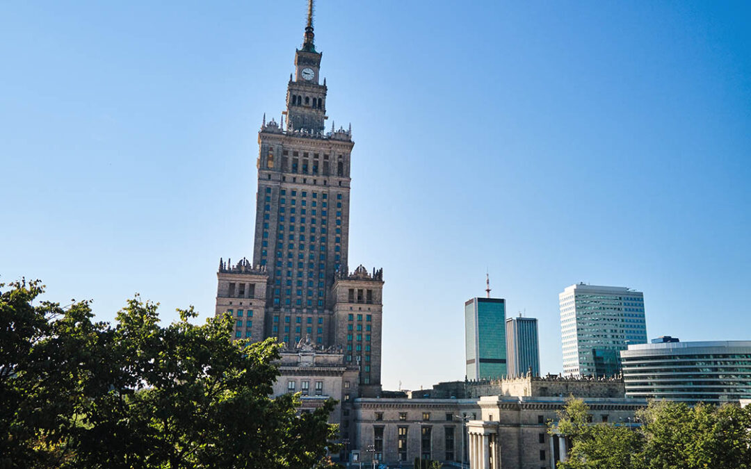 Jak poruszać się po Warszawie – metro, rowery i spacery