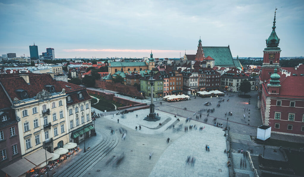 Gdzie w Warszawie najlepiej szukać noclegów?